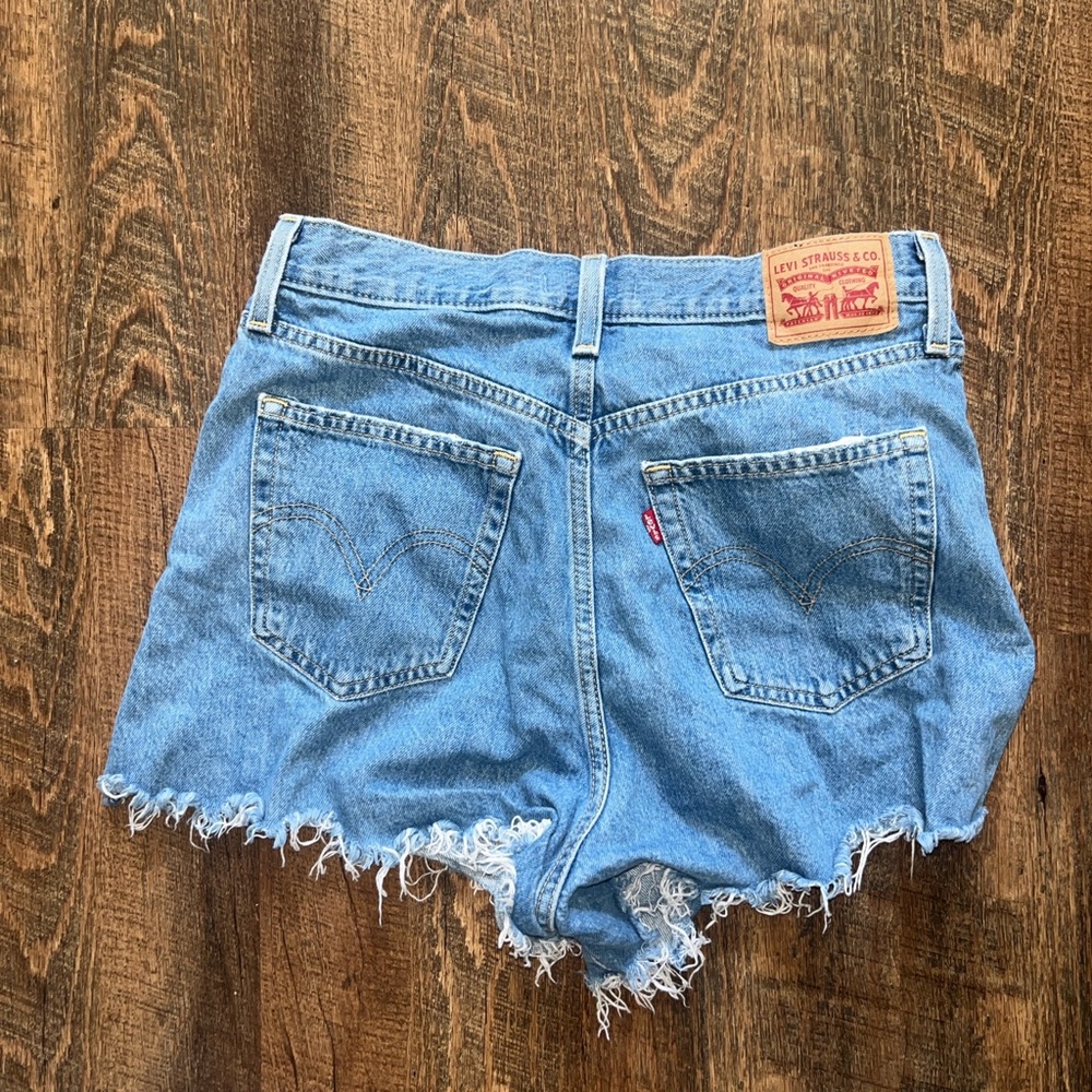 Levi’s high waisted